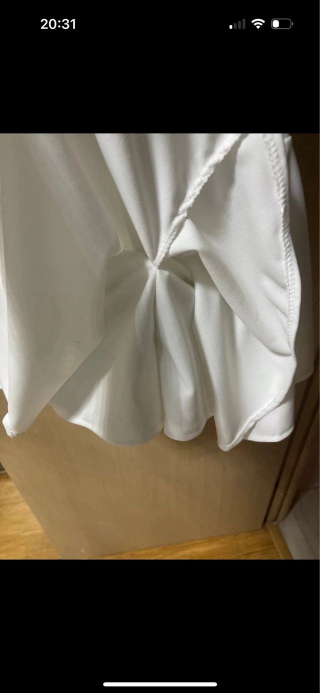 Jumpsuit bianca con volant nuova