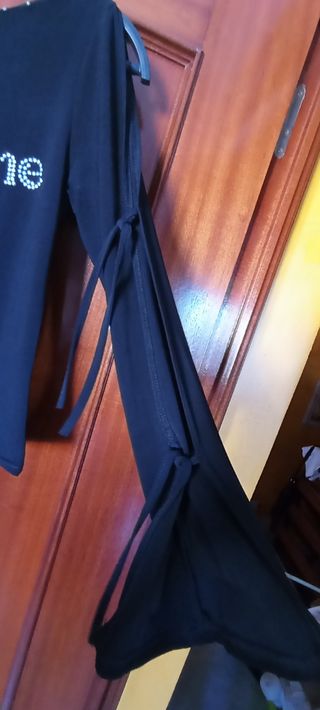 Blusa elegante negra 