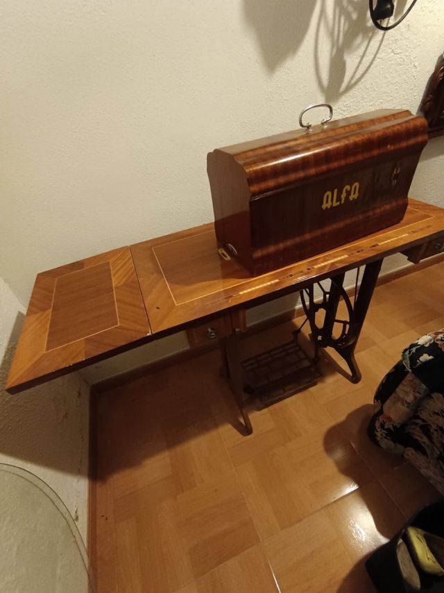 Maquina de coser alfa