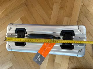 Rimowa. maleta aluminio