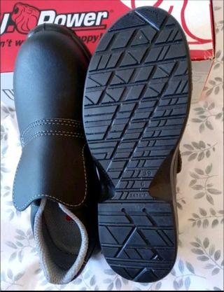 Zapatos de seguridad Nuevos Talla 39