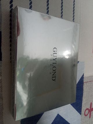 Estuche 15 sombras de ojos .NUEVA