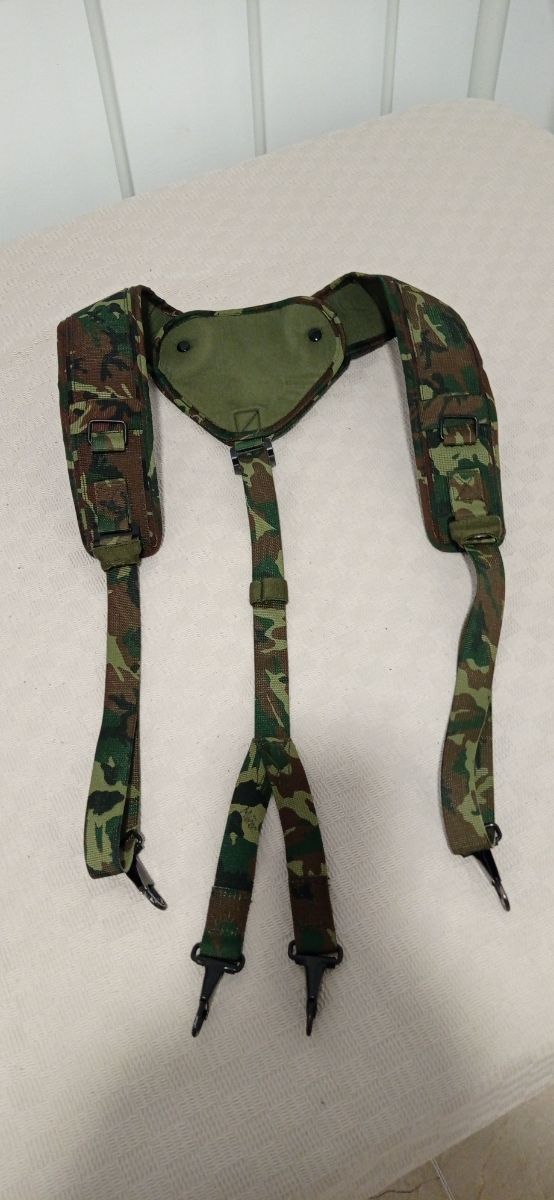 Trinchas Reglamentarias.Boscoso del E.T.