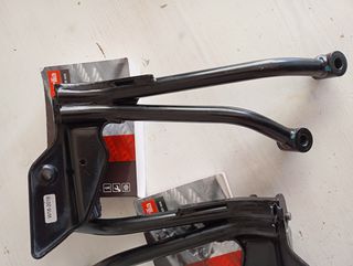 Aprilia shiver 900 estriberas traseras