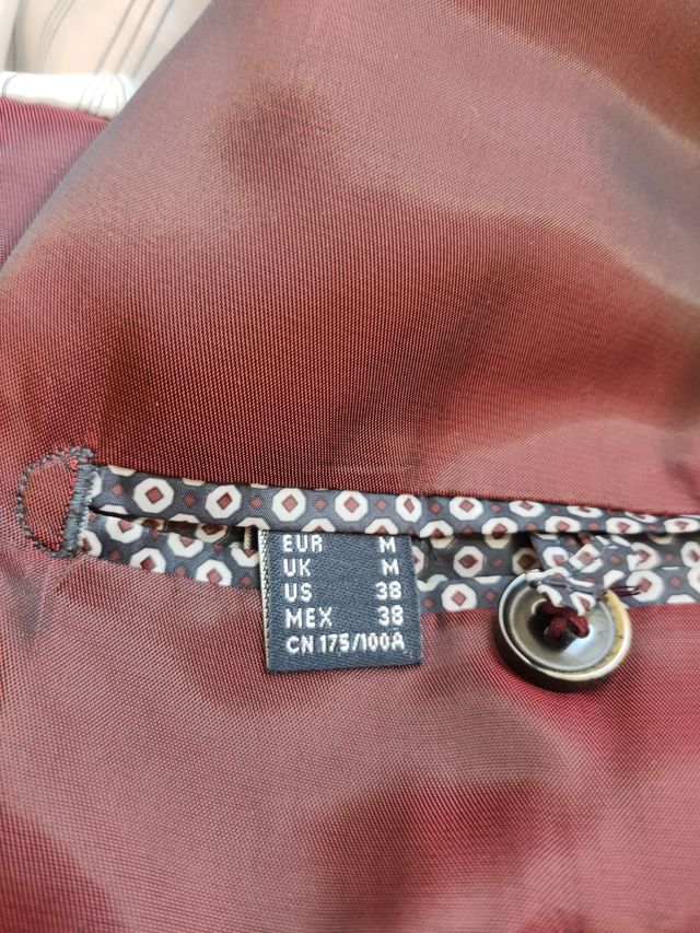 Americana de hombre con codera. Corte