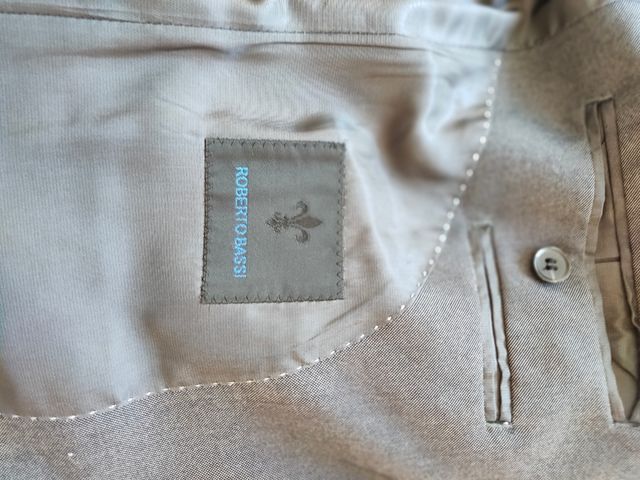 Traje de chaqueta hombre. Gris.