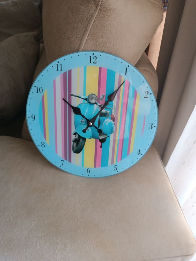 Reloj decorativo
