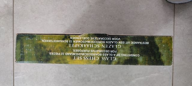 Nuova scacchiera di vetro