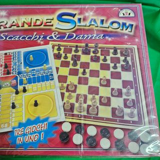 Scacchi e dama, giochi da tavolo