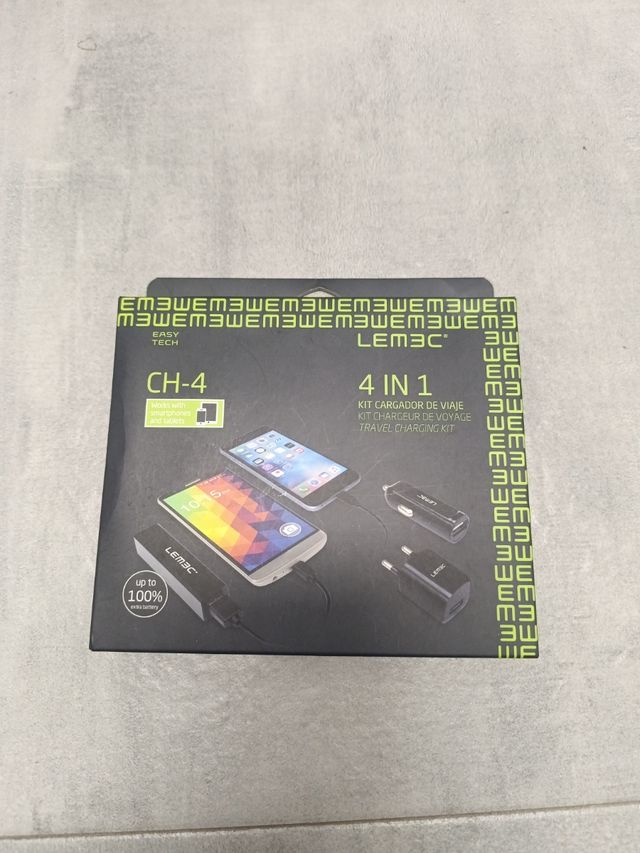 Cargador 4 en 1