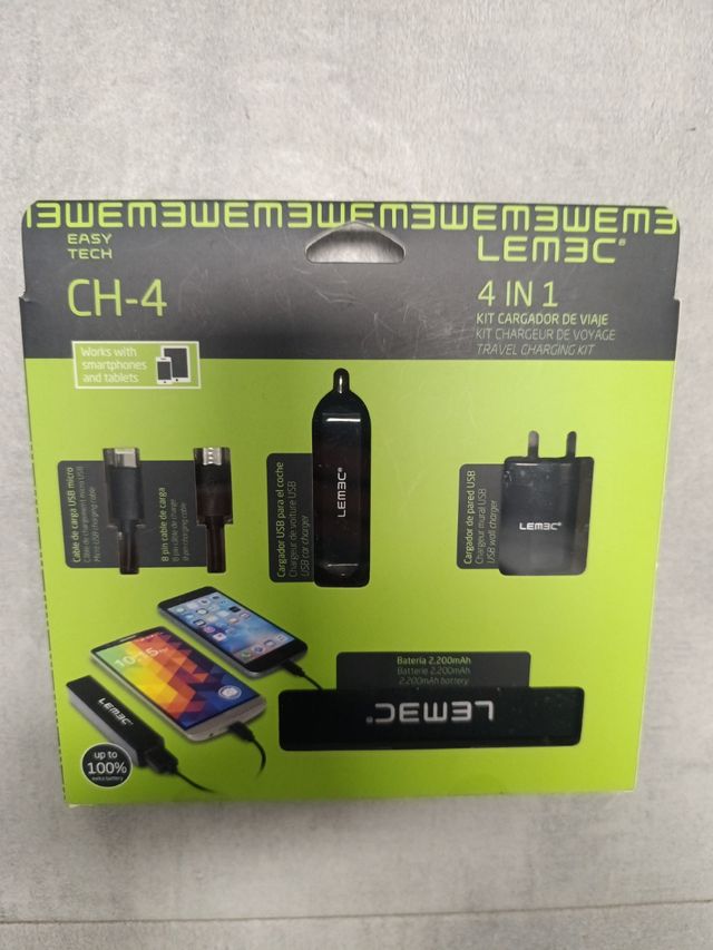Cargador 4 en 1