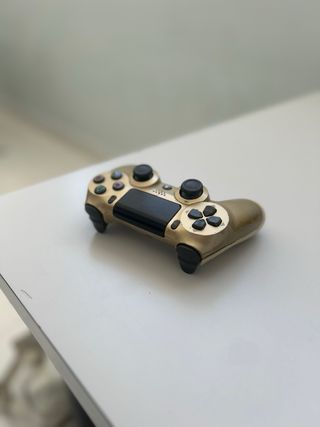 Play Station 4