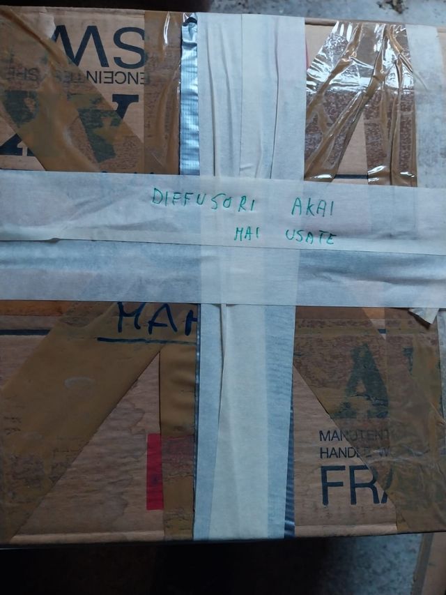 Diffusori AKAI mod SW-M40