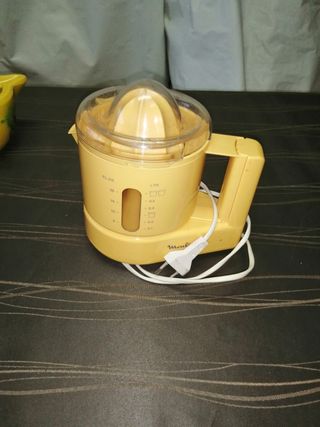 Exprimidor elecrico