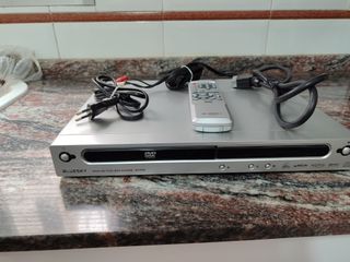 LECTOR DVD marca  BLUESKI