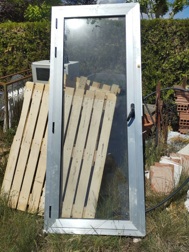 Puerta lavadero de aluminio