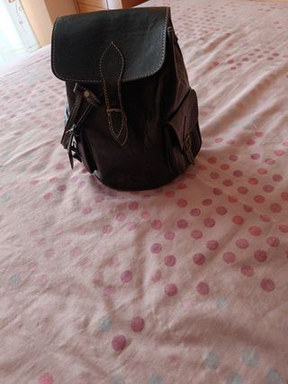 Mochila de cuero