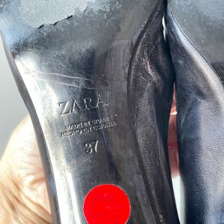 zara zapatos negro talla 37