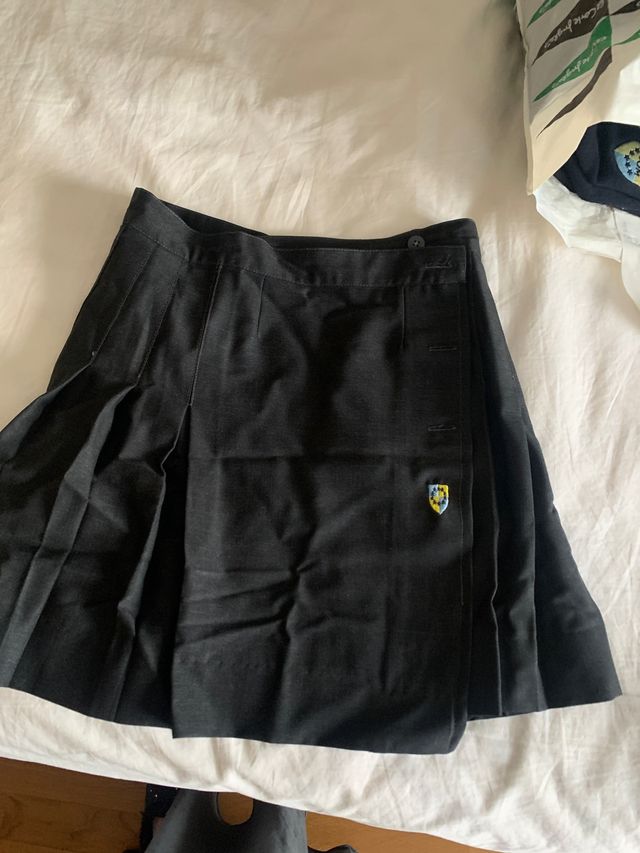 Falda uniforme st george 14