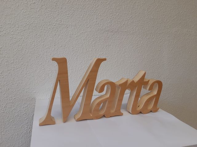 Letra o nombre en madera personalizado