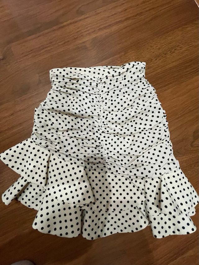 Falda lunares Zara