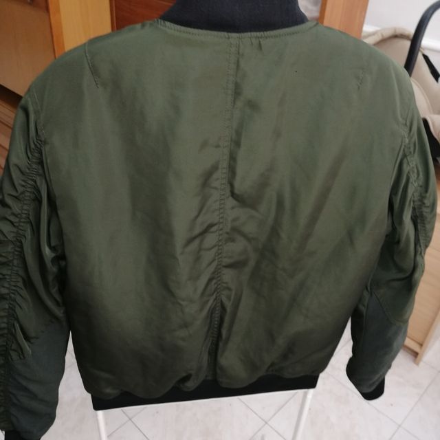 Cazadora bomber pull&bear 