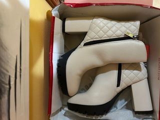 Botines Blancos XTI