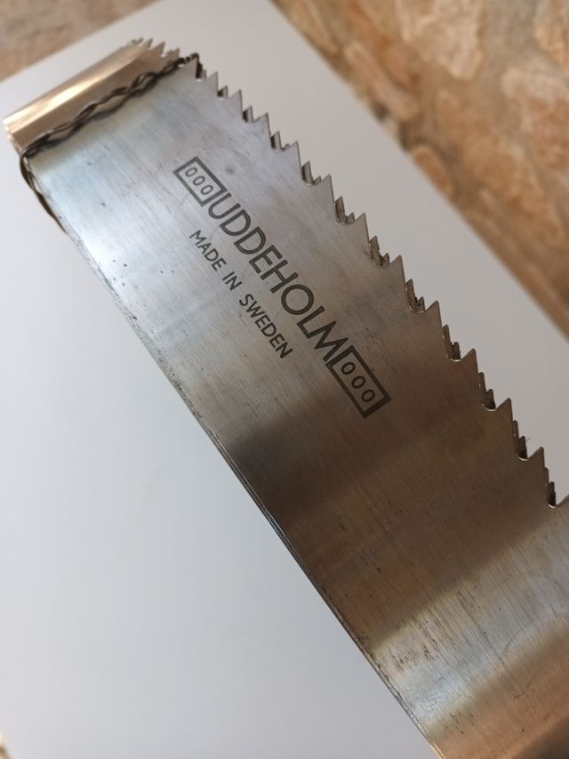 Hoja de acero para fabricar herramientas de corte.