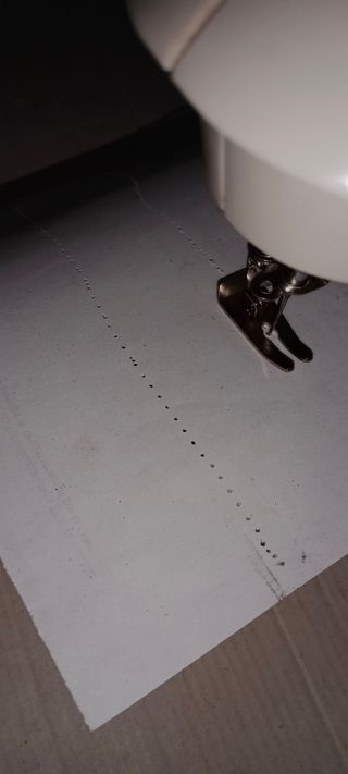 Maquina de coser Pequeña