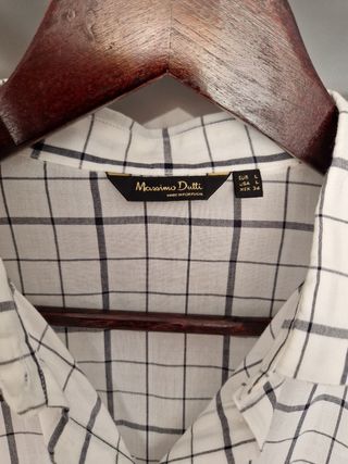 Camisa Massimo Dutti.