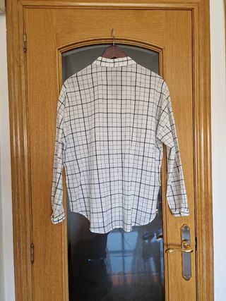 Camisa Massimo Dutti.