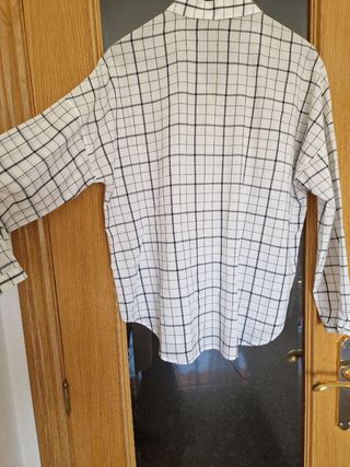 Camisa Massimo Dutti.