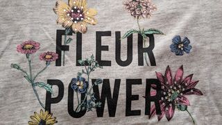 Preciosa camiseta manga corta H&M