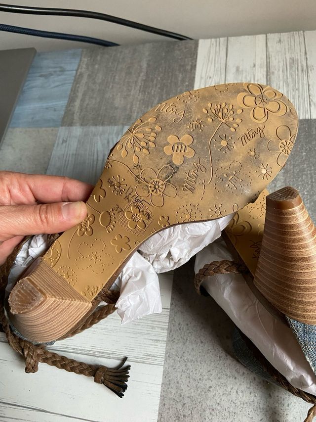 Sandalias vaqueras, mujer