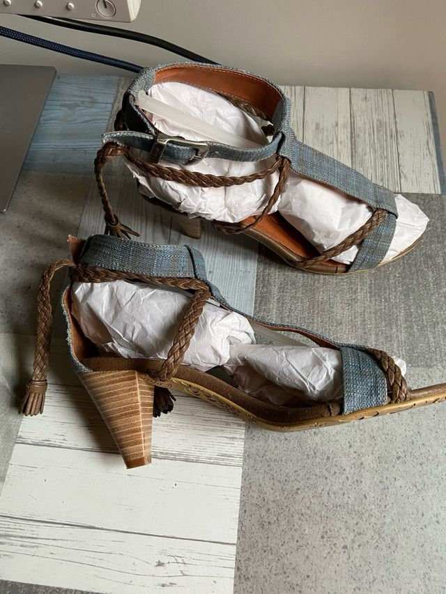 Sandalias vaqueras, mujer