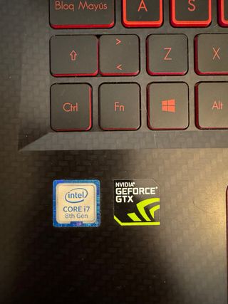 Laptop Envidia Geforce GTX Nitro 5 i7 di ottava generazione