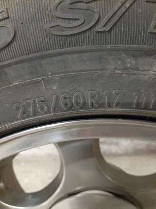 Neumáticos y llantas Nissan
