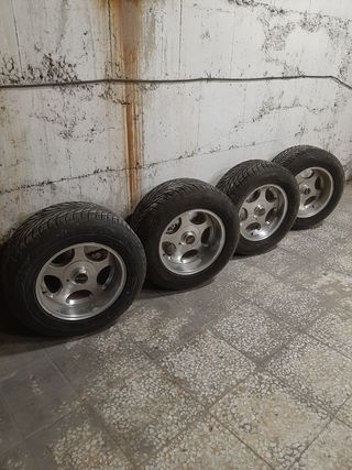 Neumáticos y llantas Nissan