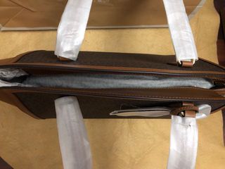 bolso de lujo de piel. Michael. kors a estrenar