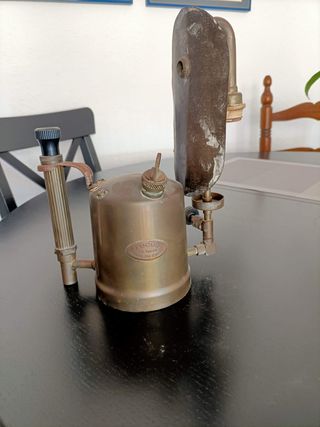 Aplique de petróleo 