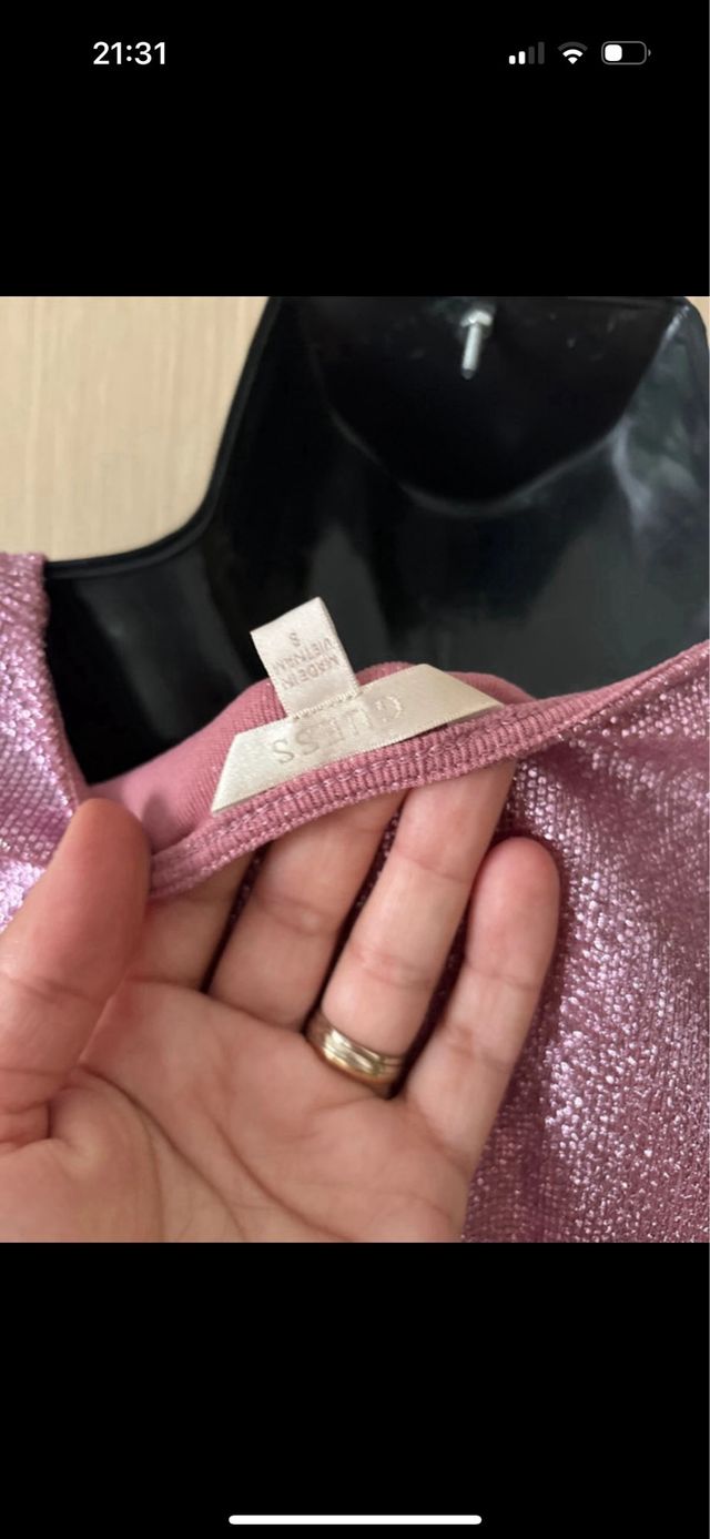 Top metallizzato rosa GUESS