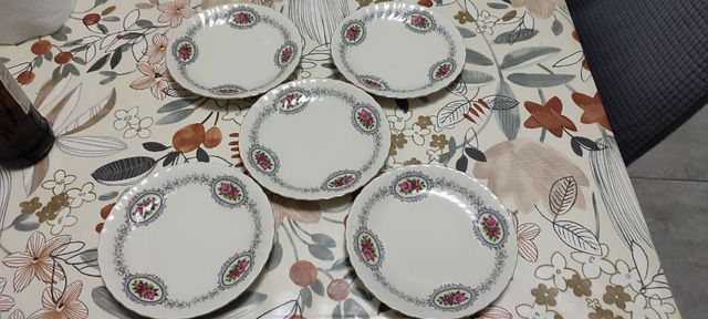 Set piatti bianchi con fiori Bavaria