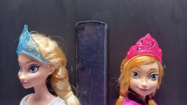 Muñecas Frozen, Anna patinadora y Elsa