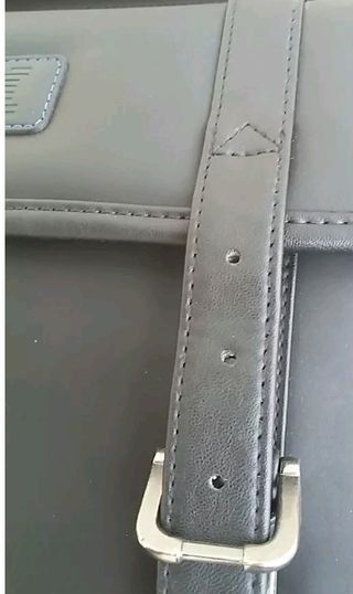 OPORTUNIDAD!!!  Maletín portátil Marca IBM en Piel
