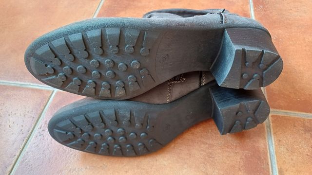 Botines grises talla 42 a estrenar