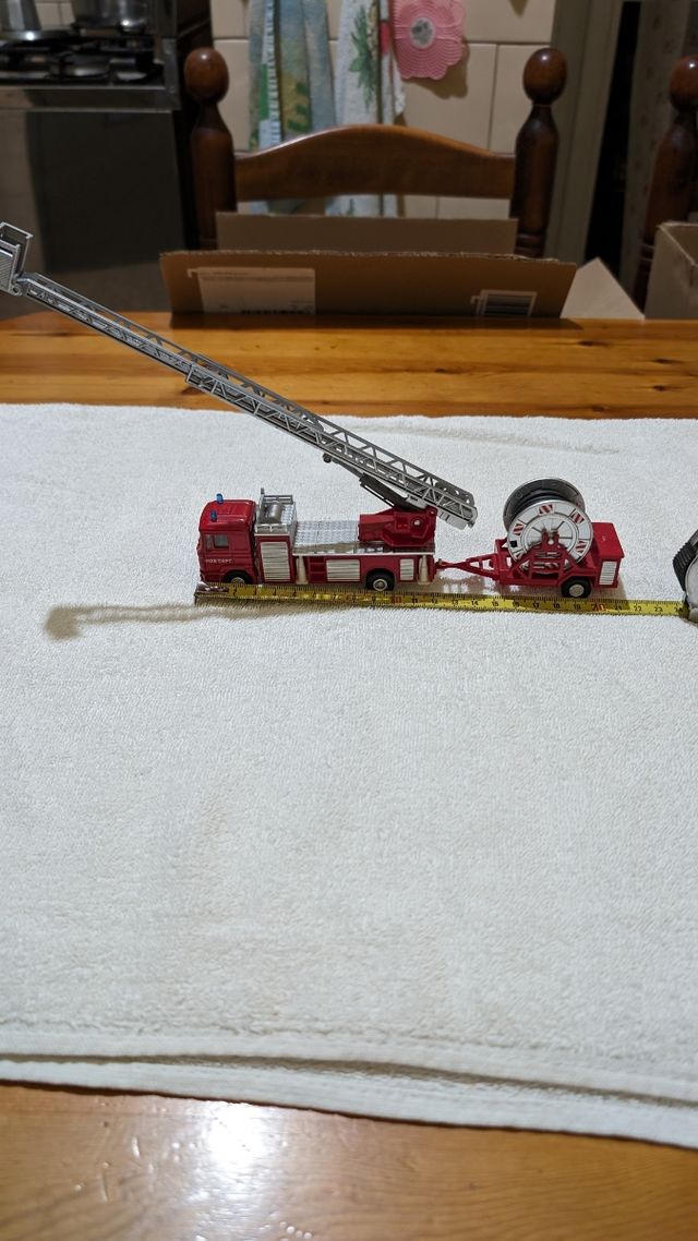 Modellino Camion Fire Depot MAN Con Rimorchio