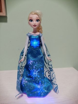Elsa Frozen muñeca musical con luces
