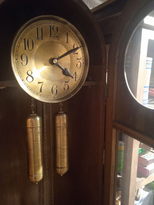 ANTIGUO Y GRAN RELOJ DE PIE