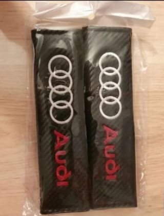 Almohadillas logo Audi piel,cinturón coche.
