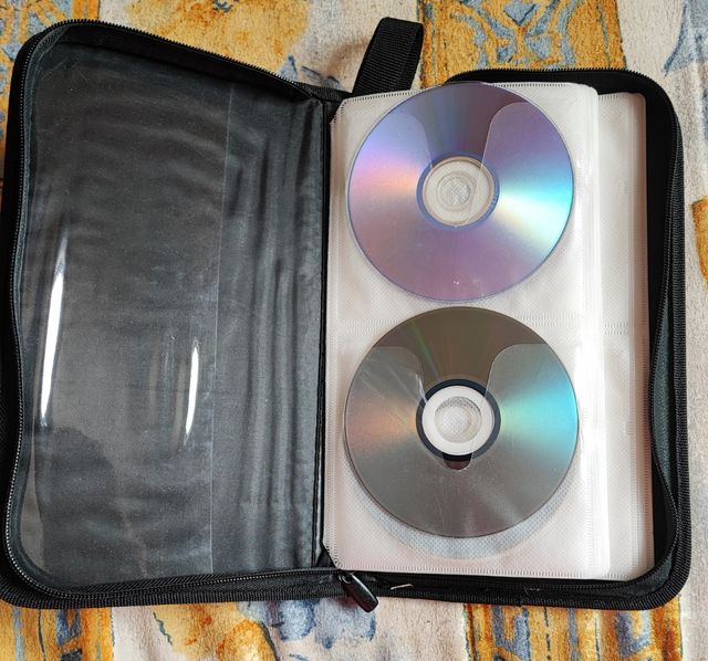 Estuche guarda CD